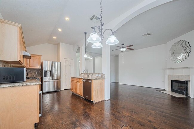 Building Photo - 14111 Norgrove Ct