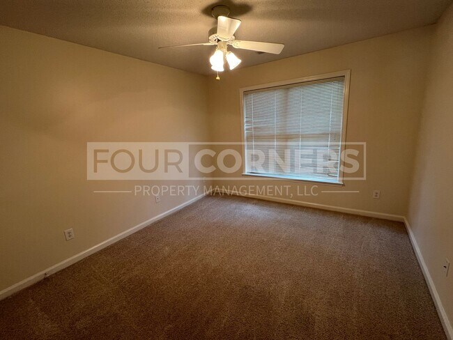 Building Photo - 36 Mansfield Cir