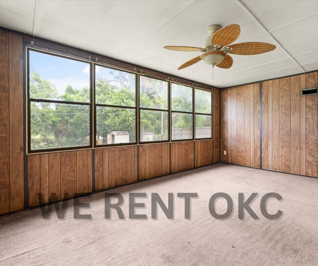 Building Photo - 3016 Shadybrook Dr