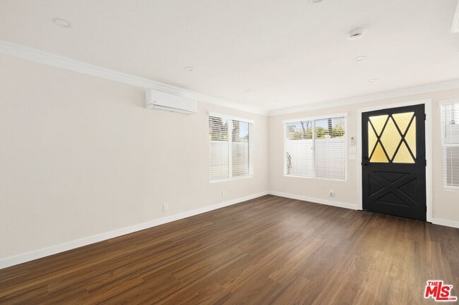 Building Photo - 1511 Selby Ave