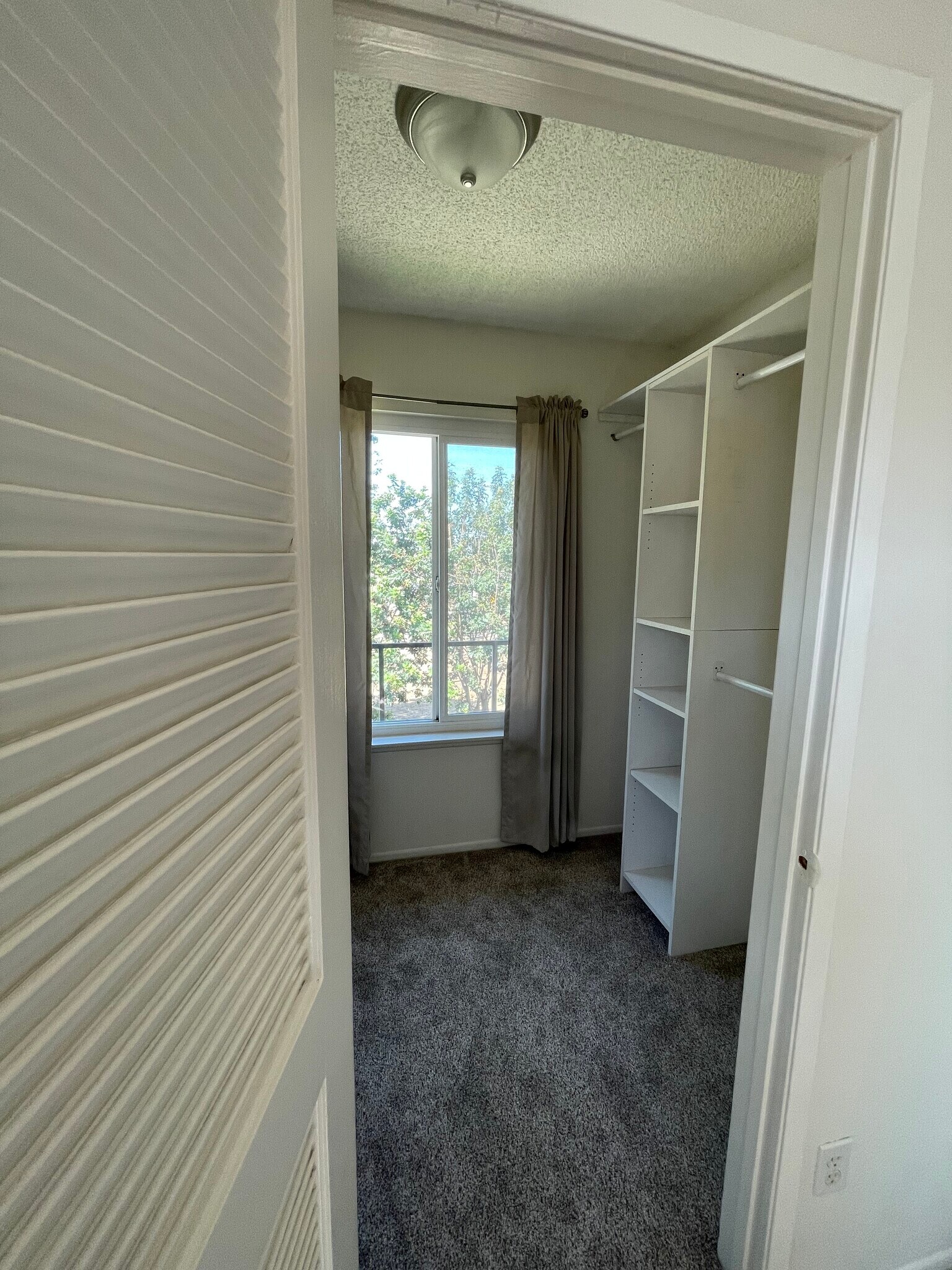 Master bedroom walk in closet - 918 S Mountain Ave
