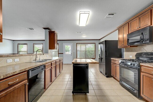 Building Photo - 12200 Ferrystone Cove