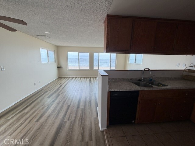 Building Photo - 108 Surfside Ave.