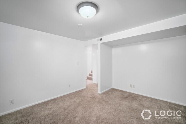 Building Photo - 1772 E 2100 S