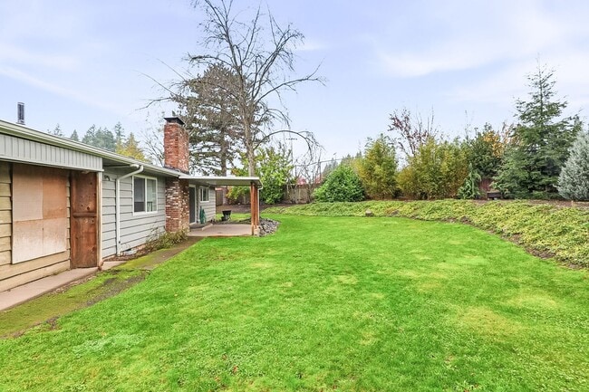 Building Photo - Charming One-Level 3 Bedroom/ 1.5 Bath Beaverton Home | Large ¼-Acre Lot