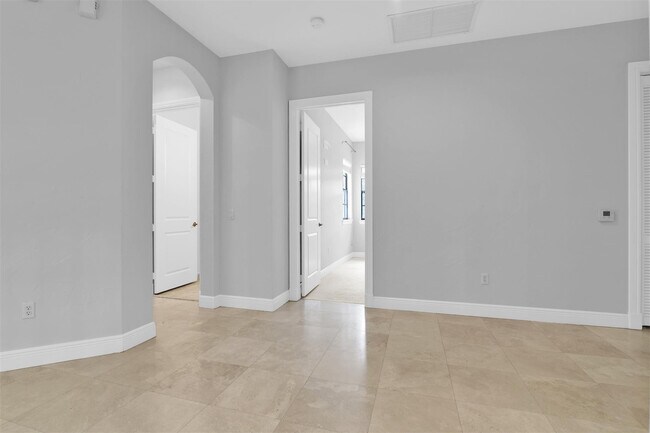 Building Photo - 7535 Old Thyme Ct