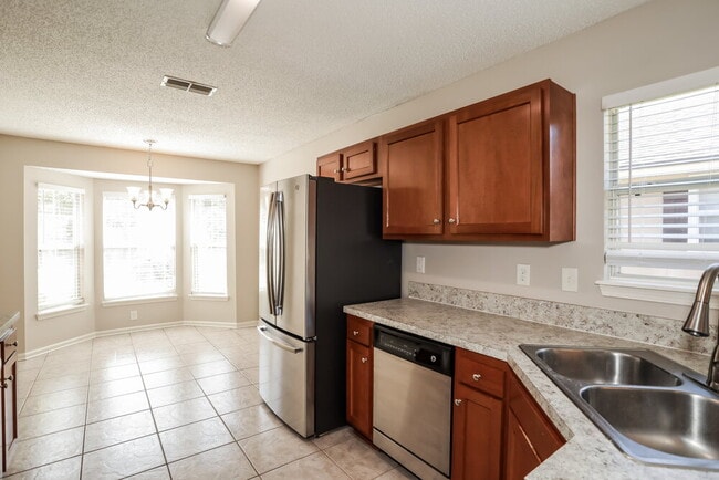 Building Photo - 4268 Hanging Moss Dr