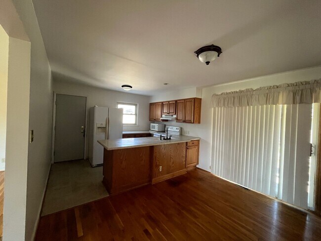 Building Photo - Charming Ranch - Coming Soon