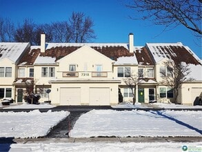 Building Photo - 7318F Sauerkraut Ln