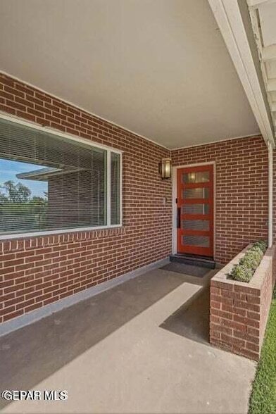 Building Photo - 4236 Buckingham Dr