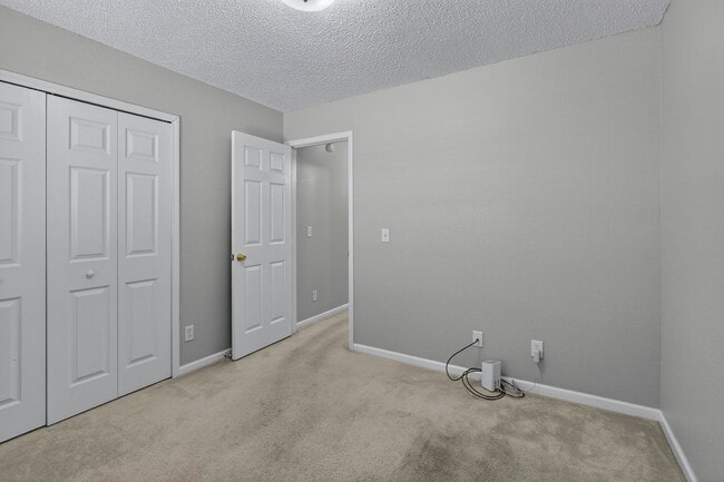 Building Photo - 3 Bedroom 2 Bathroom Single-family home in Port Wentworth - close to Savannah Airport, Savannah P...