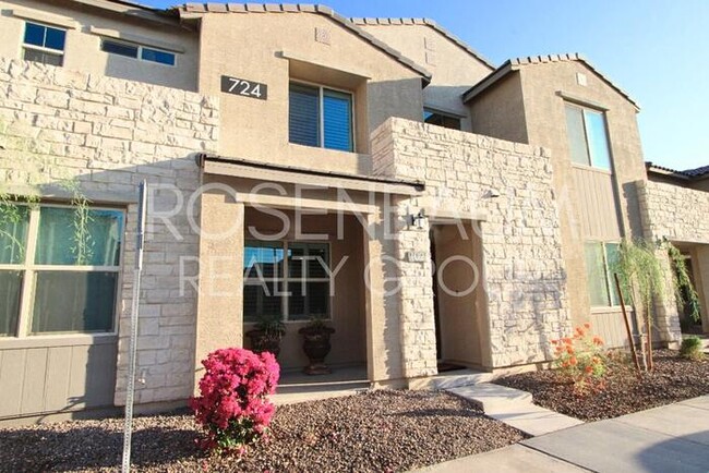 Primary Photo - Stunning 3-beds, 2.5-baths townhome in the...