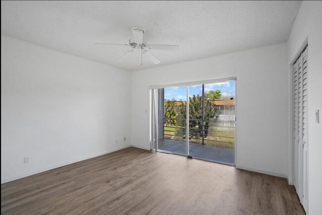 Building Photo - 6289 Lear Dr