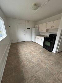 Building Photo - 316 Highland Ave