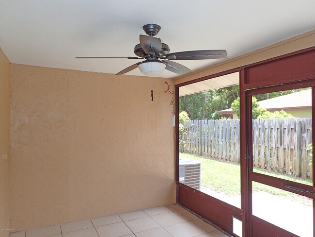 Building Photo - 243 Ocean View Ln