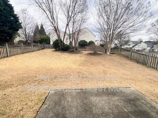 Building Photo - 5990 Barrington Ln