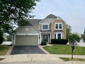 Building Photo - 2205 Clipper Ct