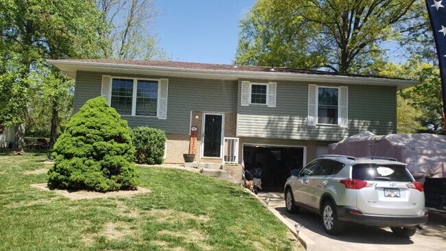 Primary Photo - Single Family Home in Quiet Neighborhood
