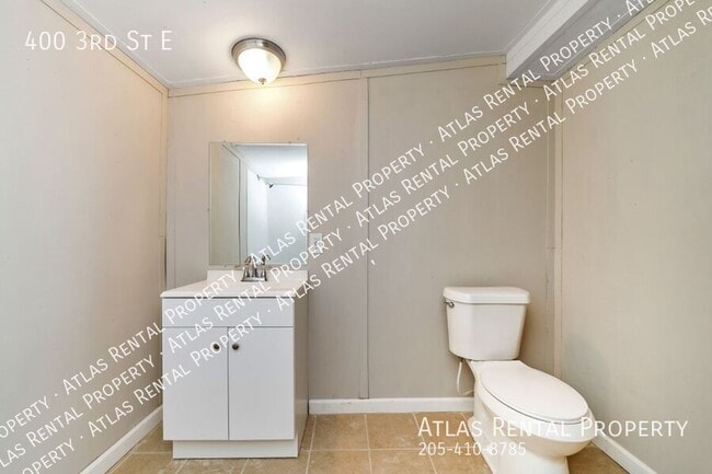 Building Photo - 400 3rd St E