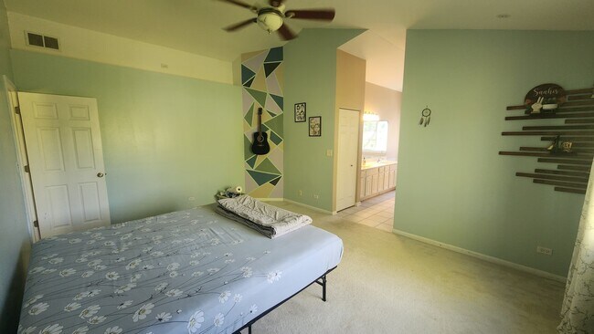 Building Photo - 1759 Ellington Dr