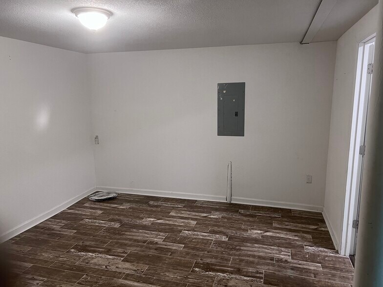 basement hall - 15800 E 121st Ave