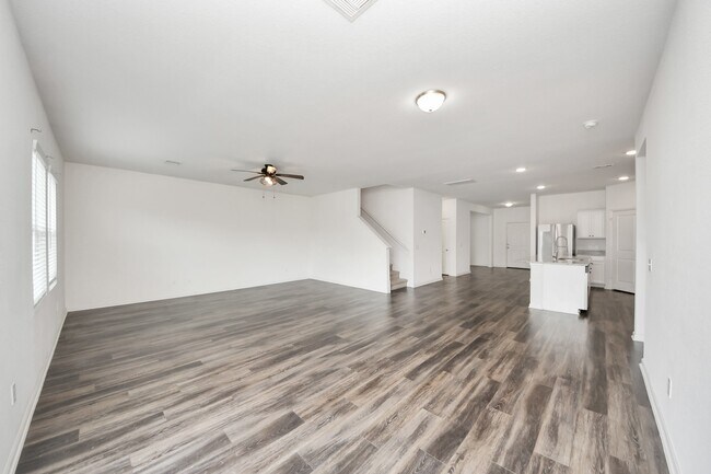 Building Photo - 2056 Spindletree Ln