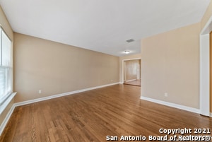 Building Photo - 615 Burwood Ln