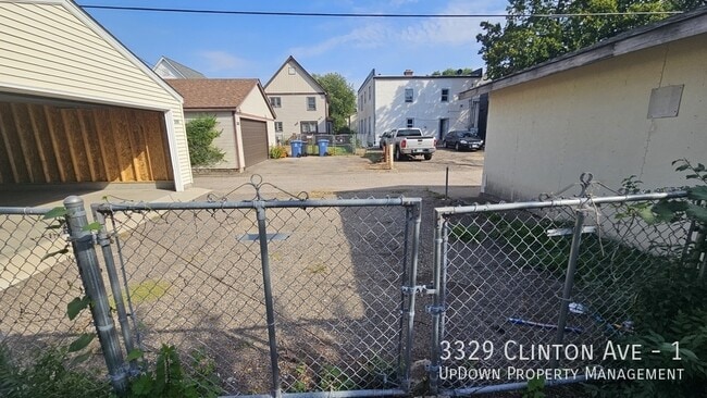Building Photo - 3329 Clinton Ave