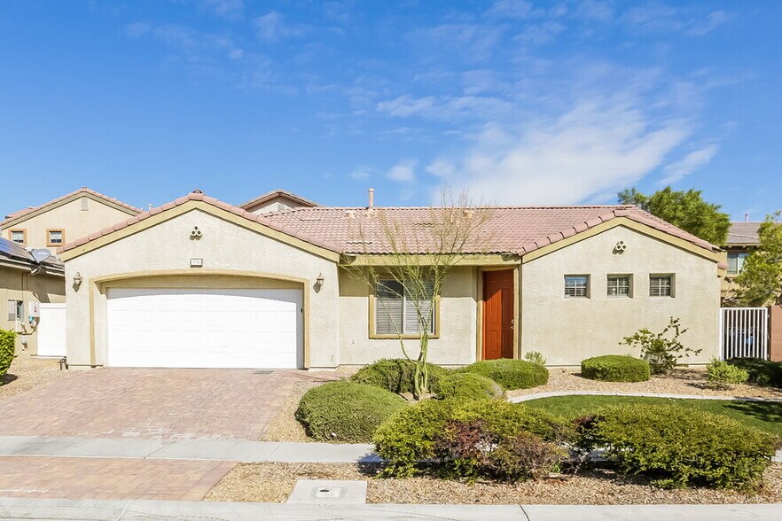 Primary Photo - 3516 Turquoise Waters Ave