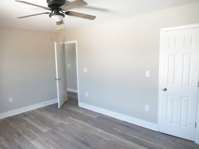 Building Photo - Western Lincoln County New Duplex For Rent!