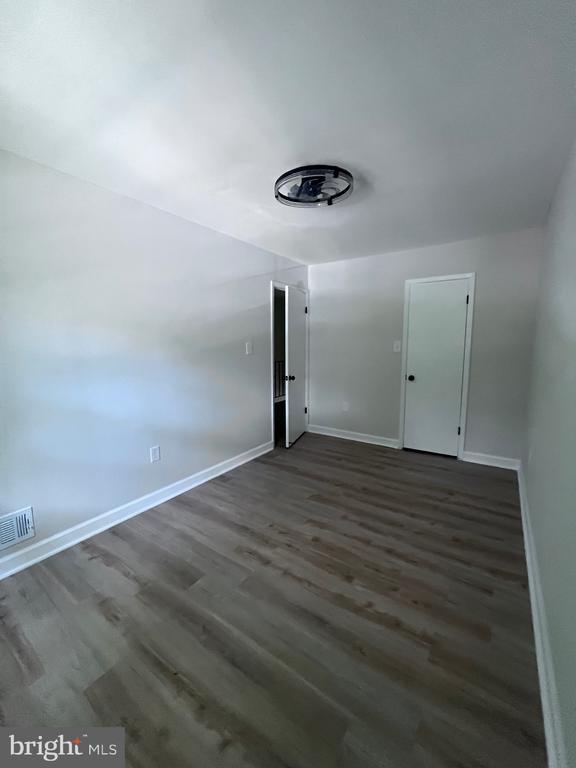 Building Photo - 14829 Emberdale Dr