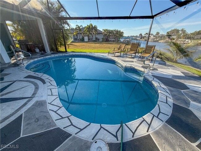 Building Photo - 2549 SW 38th St