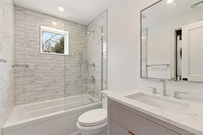 Building Photo - 98 Burt Ave