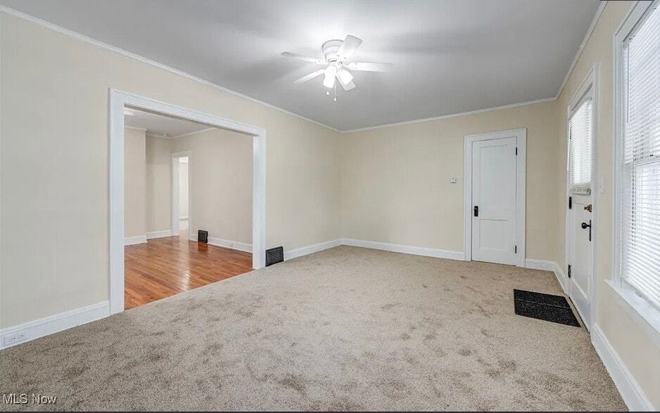 Building Photo - 2085 Chesterland Ave