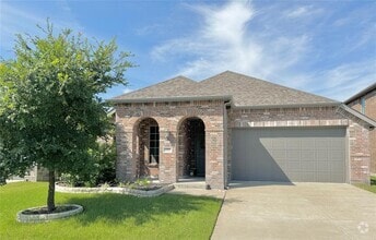 Building Photo - 1553 Kessler Dr