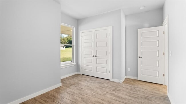 Building Photo - 17857 Salem Rd