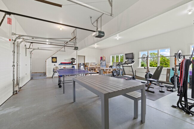 Building Photo - 70 Prospect Hill Rd