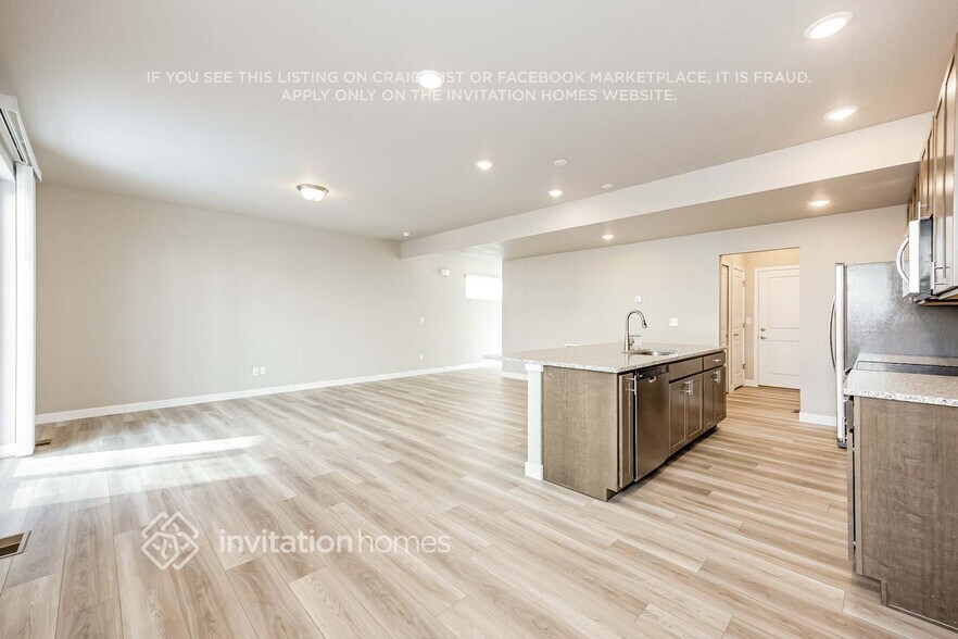 Building Photo - 13574 Nederland Dr