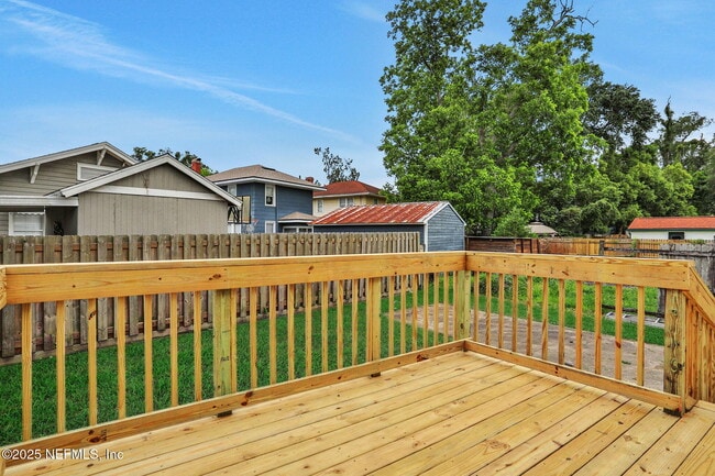 Building Photo - 2578 Haldumar Terrace