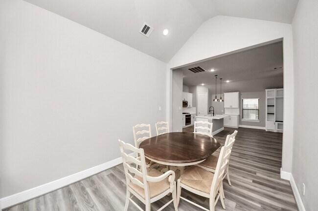 Building Photo - 10719 Lacaille Ln