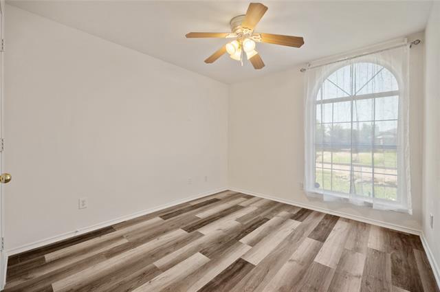 Building Photo - 235 Lake Texoma Dr