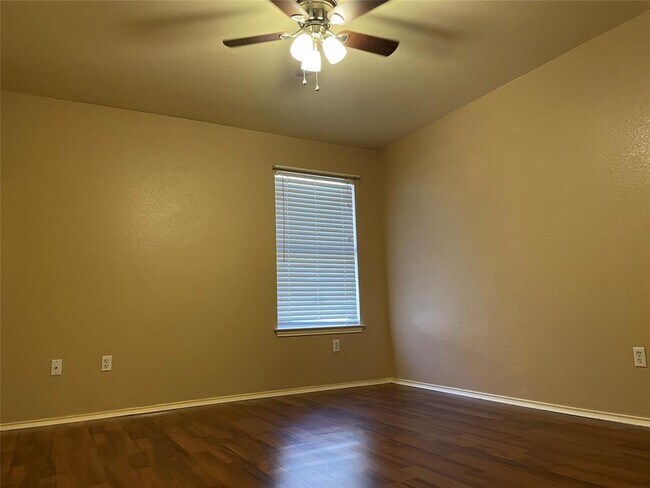Building Photo - 7413 Amanda Ellis Way