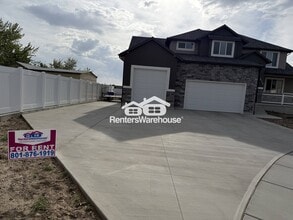 Building Photo - 373 N 2625 W