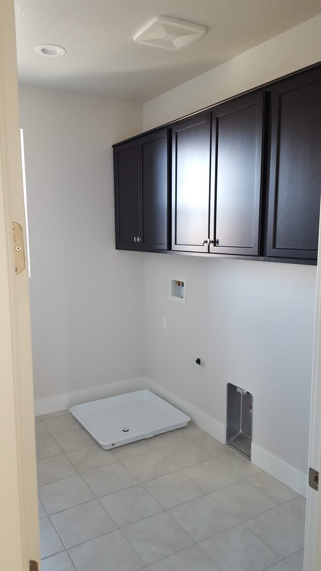 Washer / Dryer Room - 248 E Terra Mia Ave