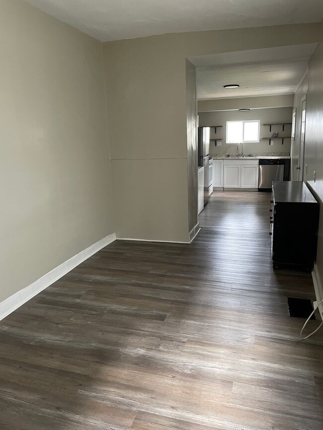 Building Photo - 3 Bedroom 1 Bath in Carlisle, PA!
