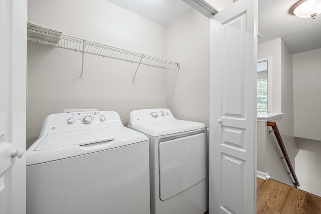 Building Photo - "Charming 2-Bedroom Townhouse Retreat in B...