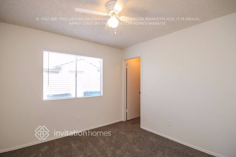 Building Photo - 3338 W Monona Dr