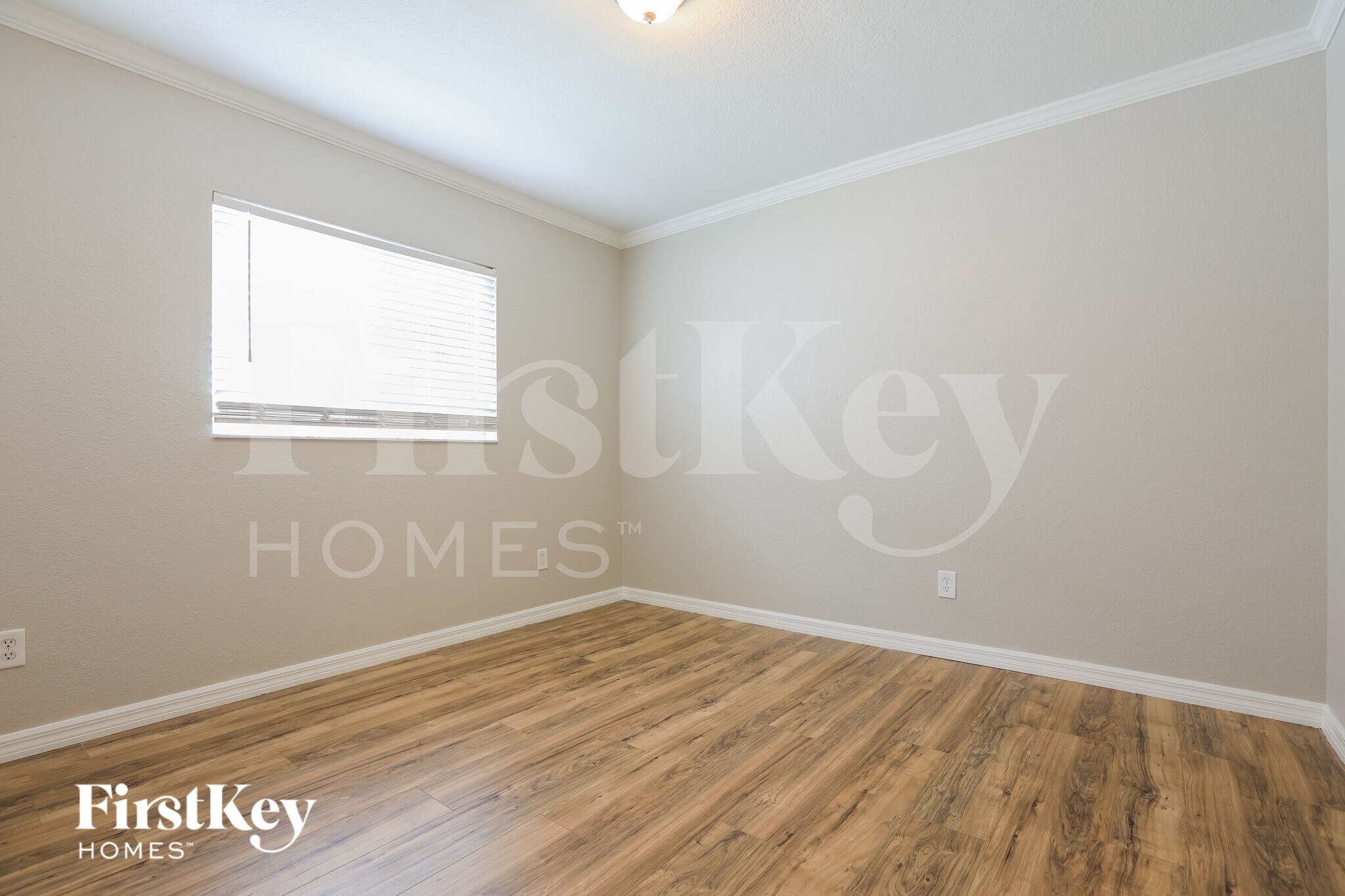 Building Photo - 1618 Purple Ln