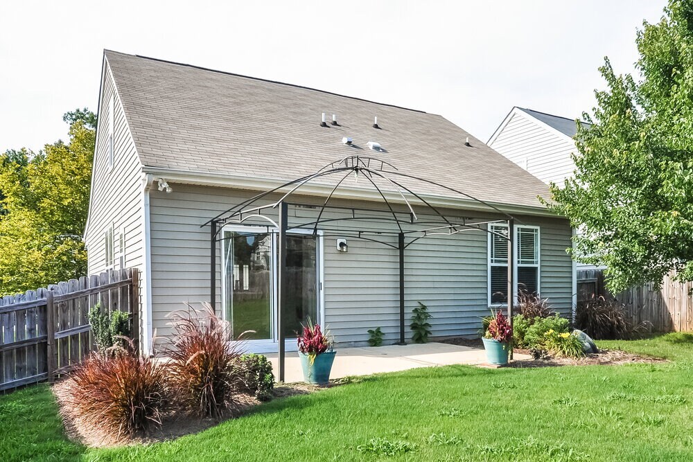 Building Photo - 148 Marino Pl