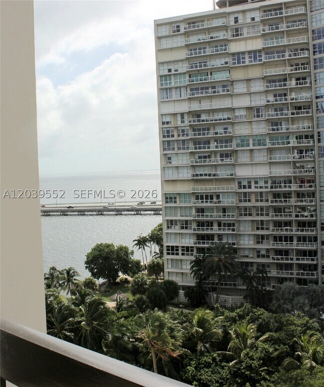 Building Photo - 2333 Brickell Ave